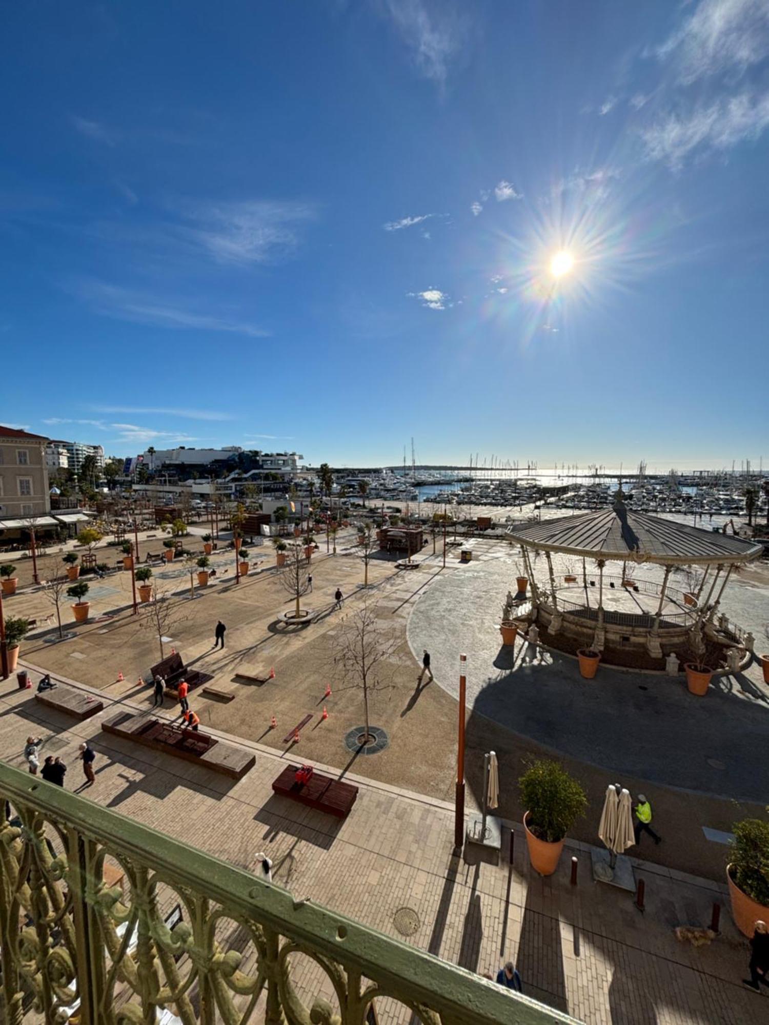 Cannes : Agreable Et Lumineux Appartement Vue Mer Eksteriør billede